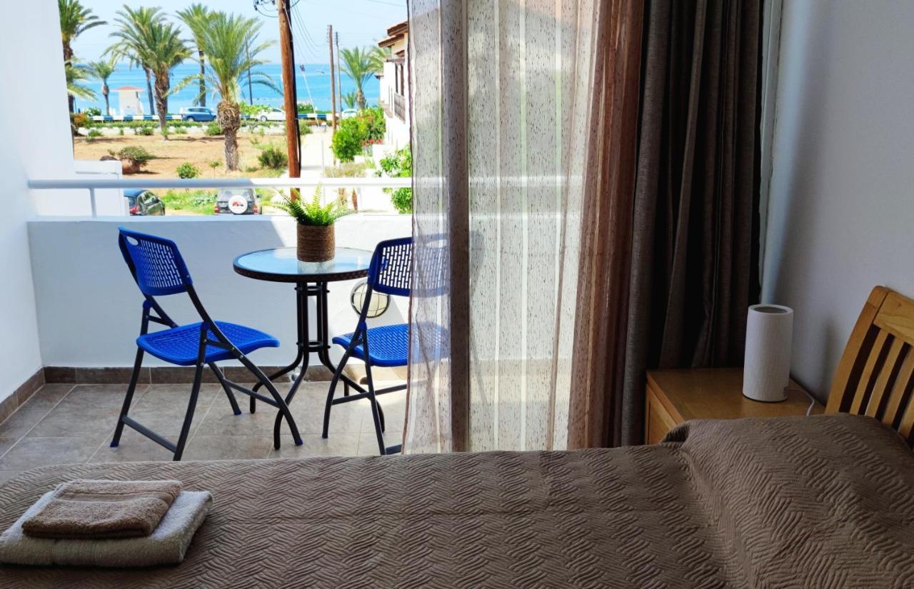 Mediterranean Seaside Authentic House Apartment