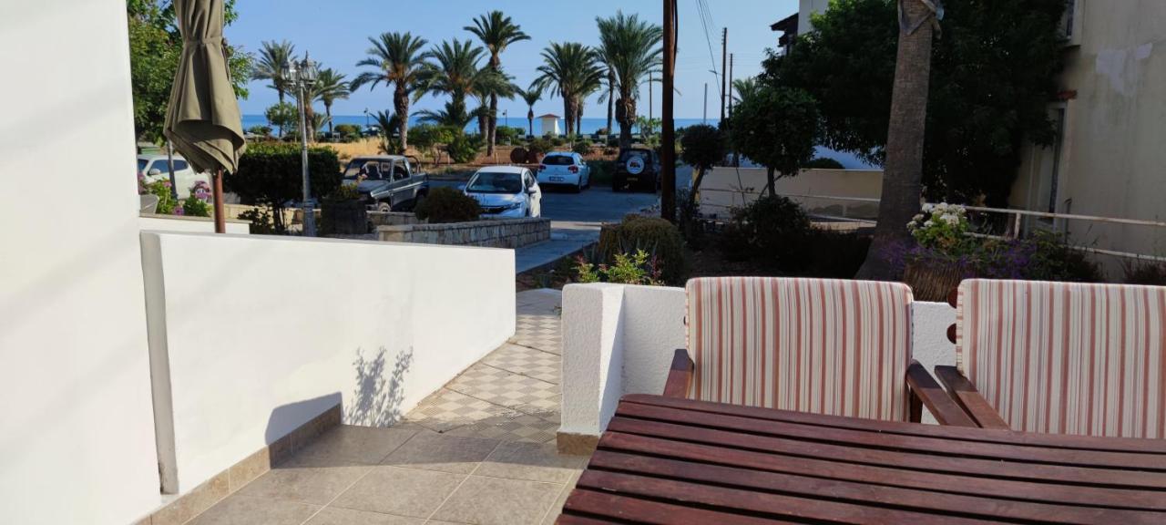 Mediterranean Seaside Authentic House Apartment